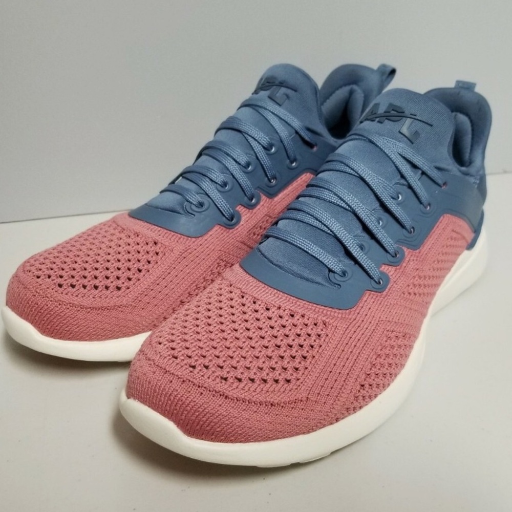 Women's APL Tracer Moonstone / Cedar / Pristine